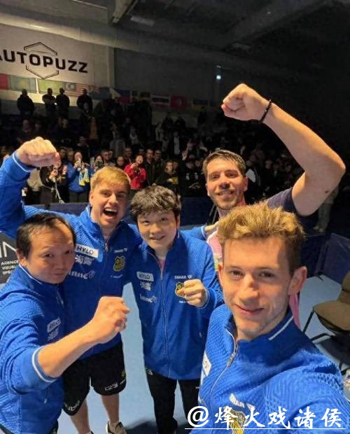 陪樊振东“耍帅”,背着黏人的莫雷加德,弗朗西斯卡这个队友当得挺忙的! 陪樊振东“耍帅”,背着黏人的莫雷加德,弗朗西斯卡这个队友当得挺忙的!